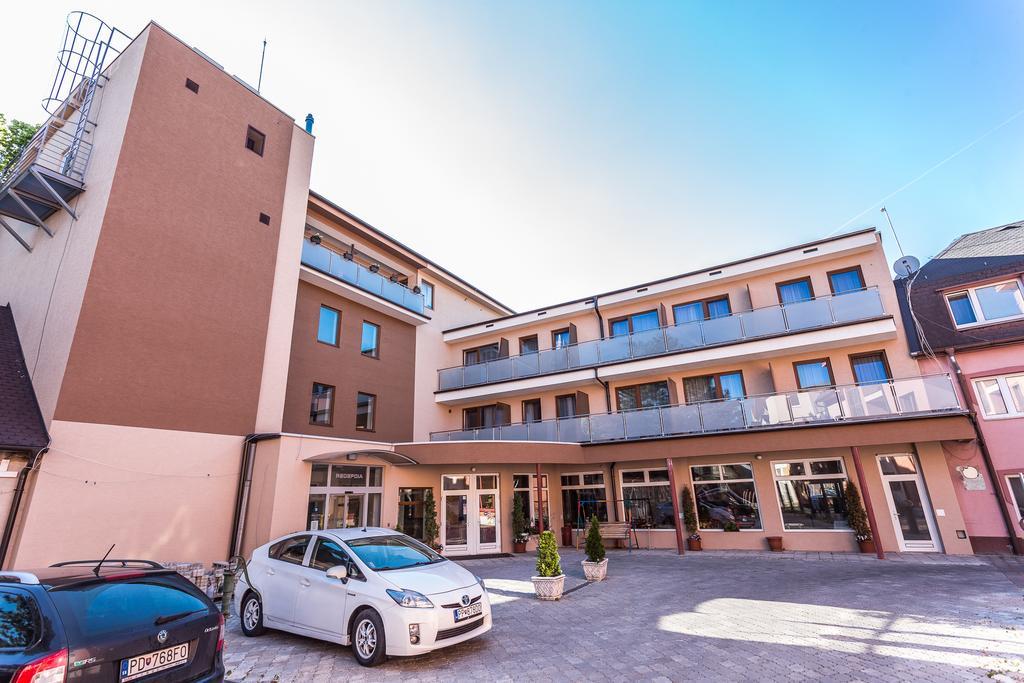 Garni Hotel Anne-Mary Piestany Bagian luar foto