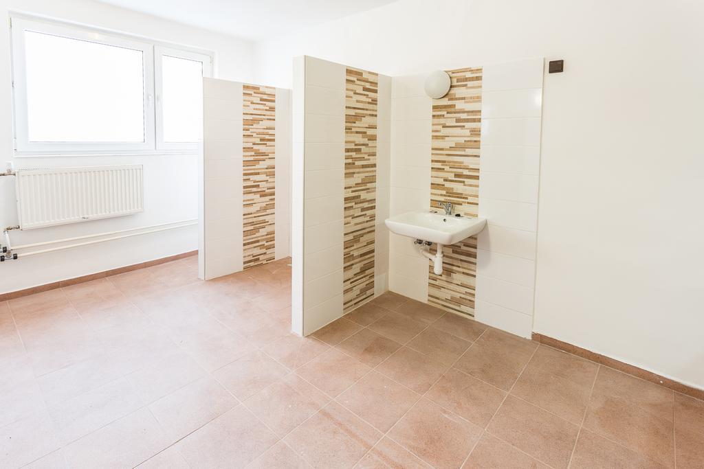 Garni Hotel Anne-Mary Piestany Bagian luar foto