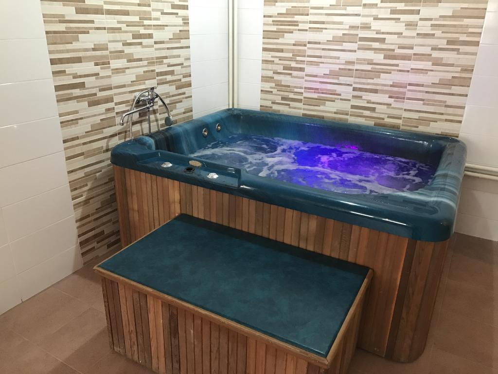 Garni Hotel Anne-Mary Piestany Bagian luar foto